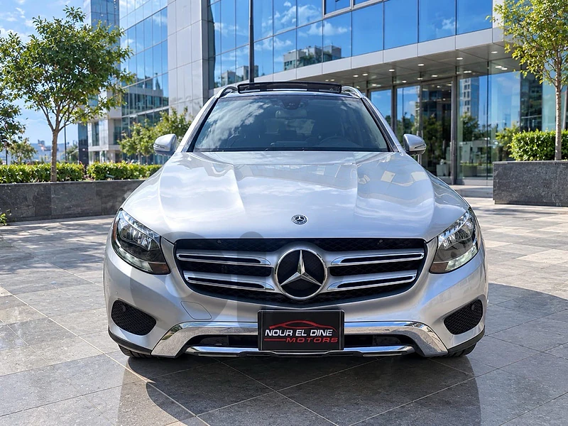 Mercedes-Benz GLC 300 4 MATIC MODEL 2018 super clean !!! Mercedes-Benz GLC 300 4 MATIC MODEL 2018 super clean !!!