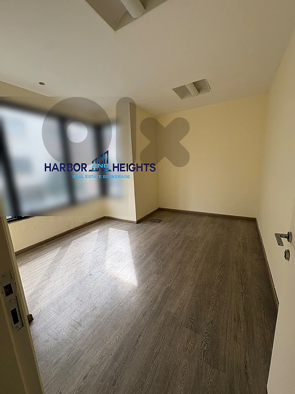 Office for rent Downtown - مكتب للإيجار وسط المدينة