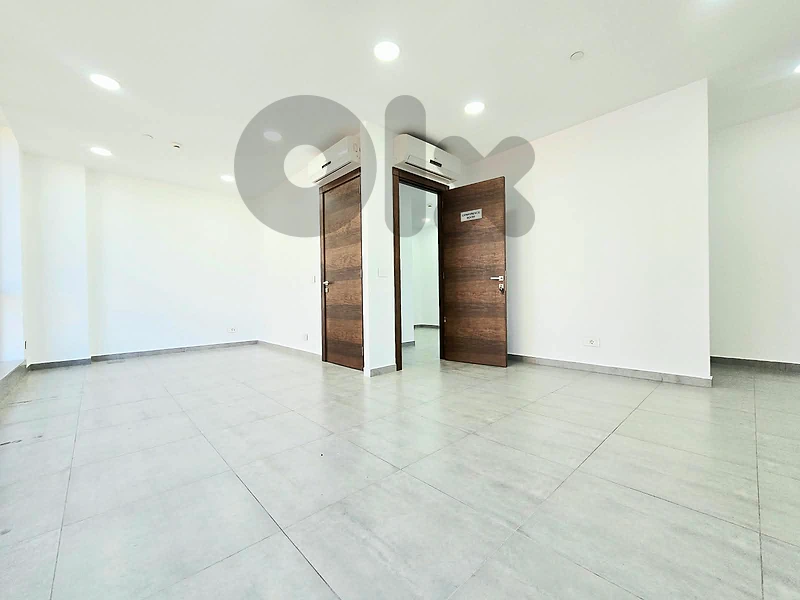 RAO26-5508 Office for Rent in Sin El Fil | 123 sqm