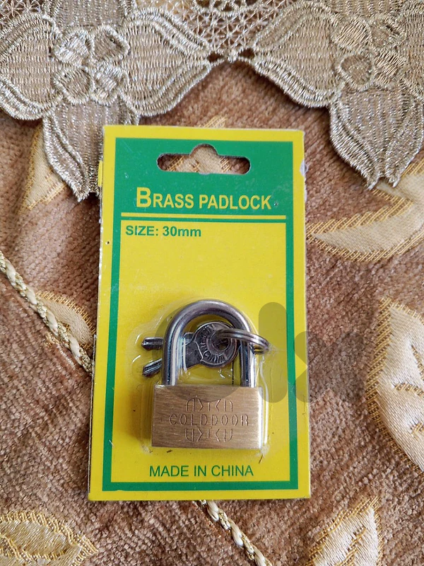 قفل شنطة للبيع صناعة MADE IN CHINA حجم صغير بعدو جديد السعر 5$