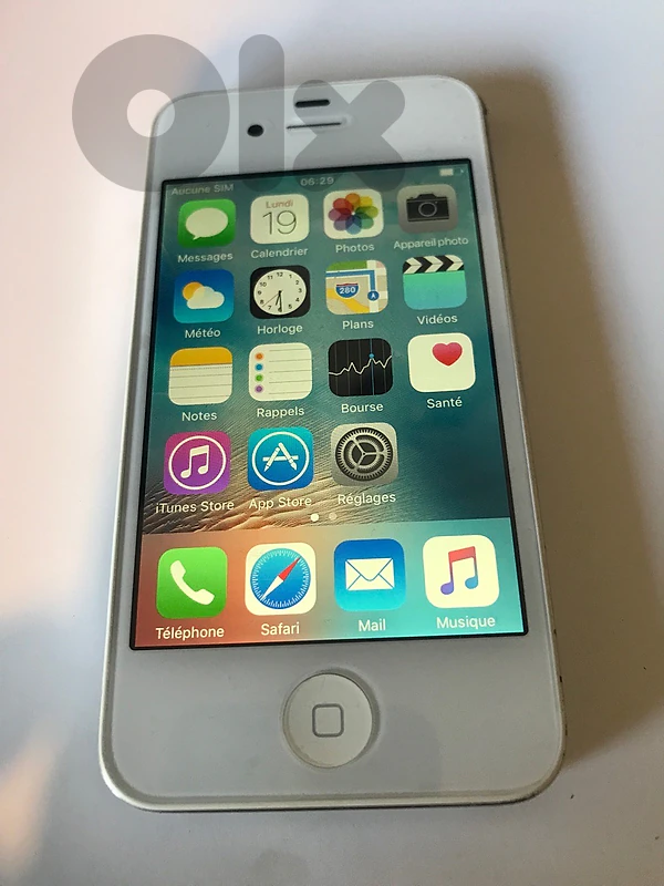 white iphone 4s like new