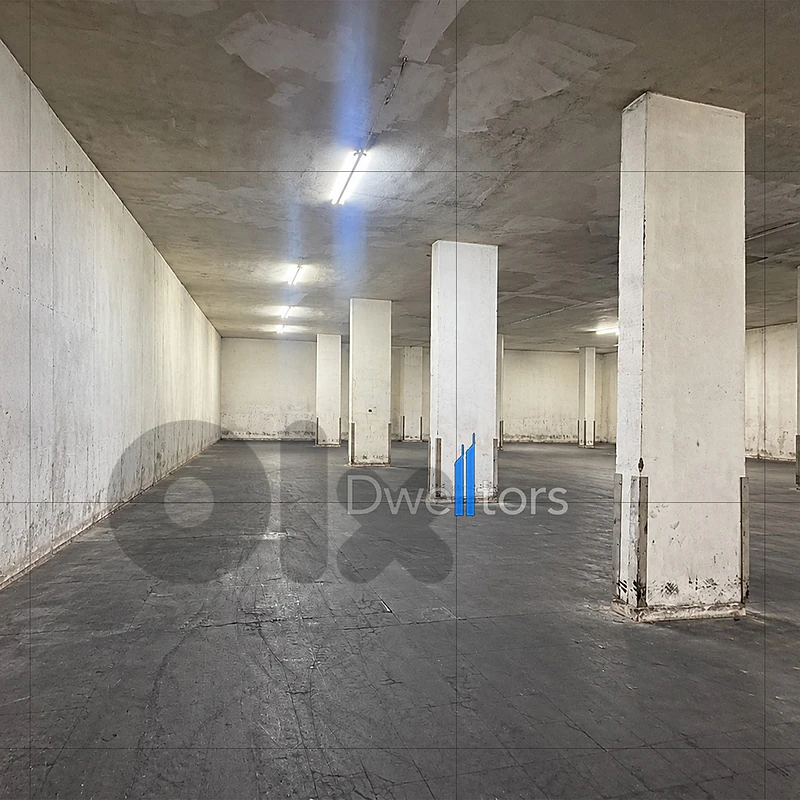 Warehouse for Sale in DEKWANEH - 464 MTS2 - 4.5 Mt Height