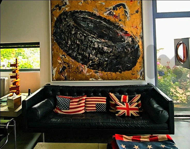 EXCLUSIVE [1950] - 300 SQM Semi Detached Triplex + Garden | Mzaar