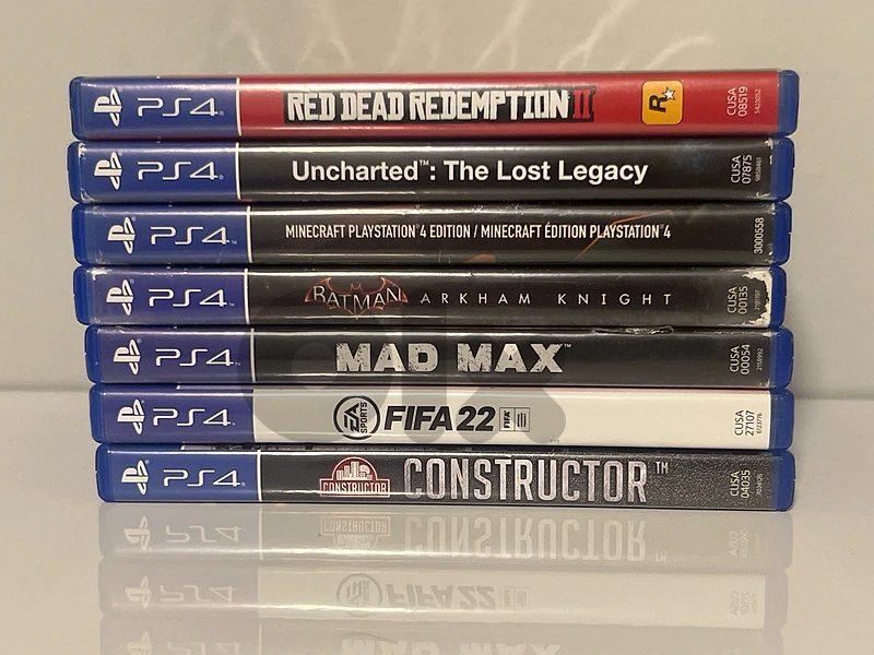 ps4 dics (used)