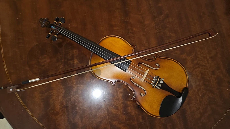 yamaha violin violon