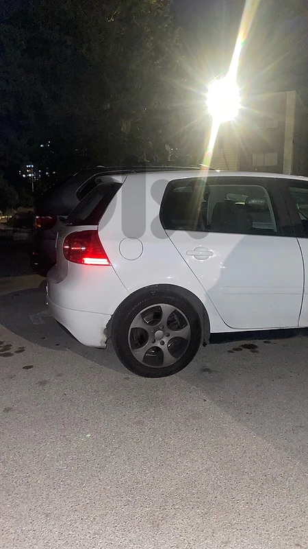 Volkswagen Rabbit 2008 2.5L 5 cylinder well maintained