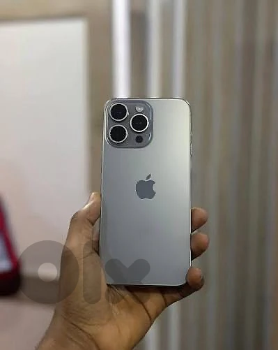 iphone 15 prio max used 256Gb ma3 3elbto