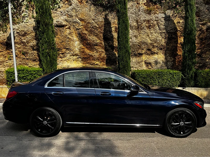 Mercedes-Benz C-Class 2019 300