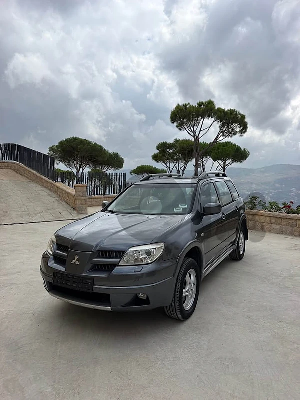 Mitsubishi Outlander 2005
