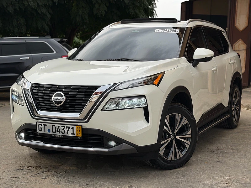 Nissan Rogue 2021 25000 miles 4wd Panoramic Nissan Rogue 2021 25000 miles 4wd Panoramic