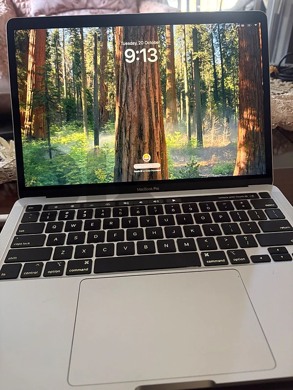 💻 Apple MacBook Pro 13” (2020) – For Sale