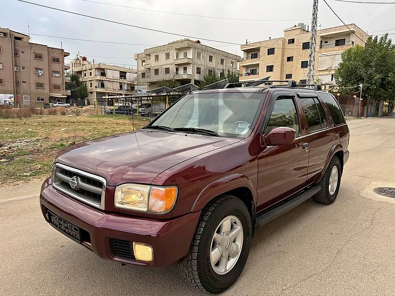 Nissan Pathfinder 2001