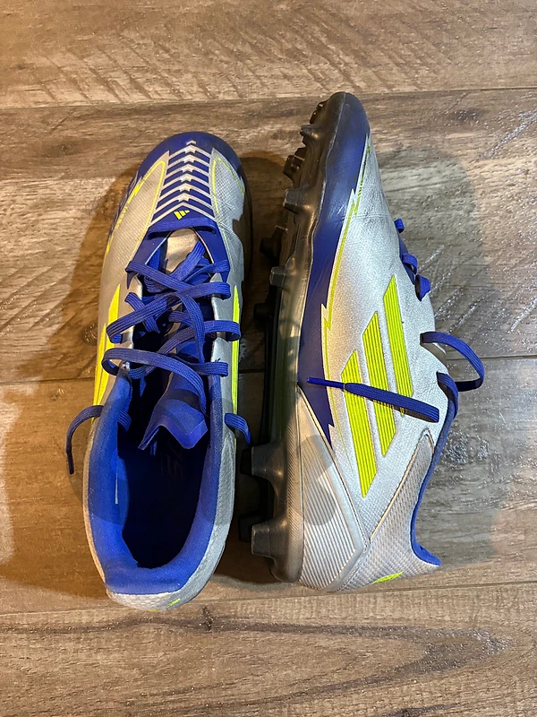 nike football shoes