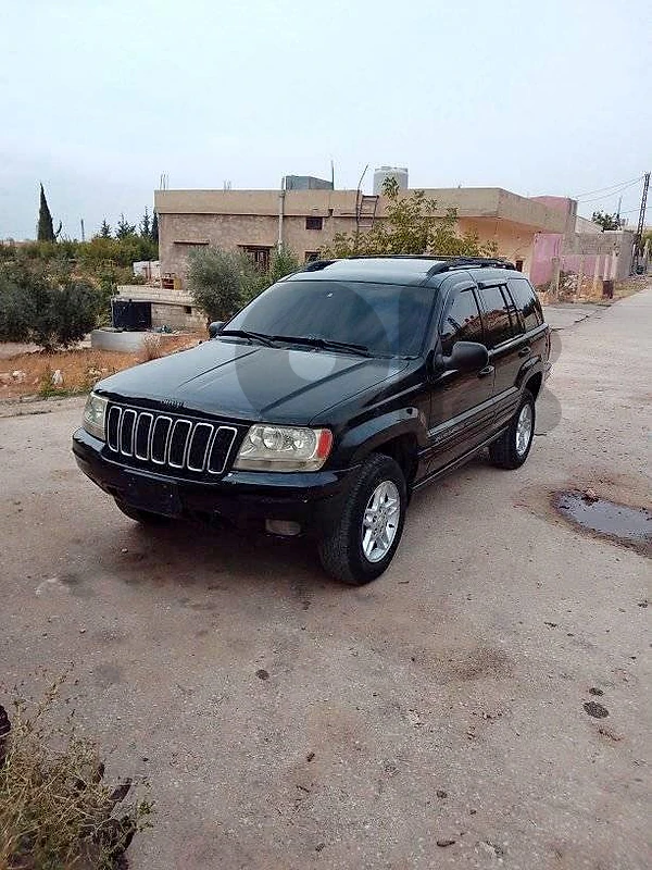 Cherokee 2001