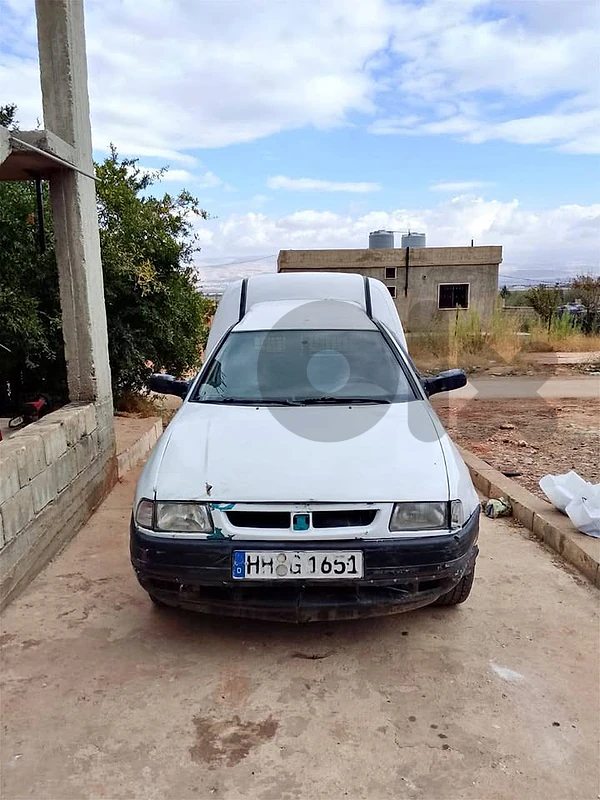Seat 2003