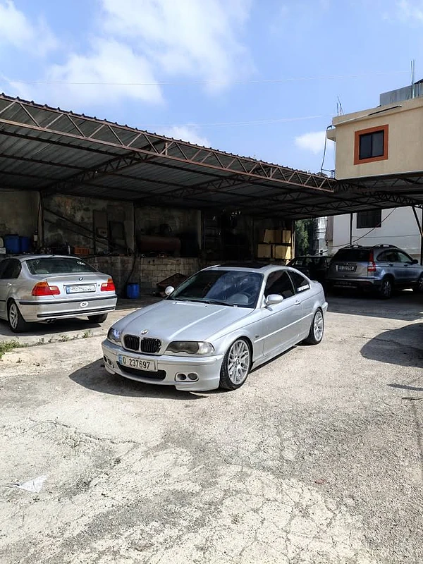 BMW 325 2001