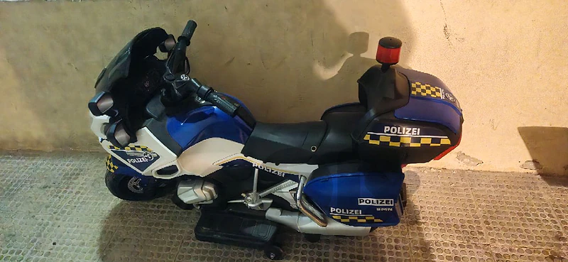 Police motorbike toy