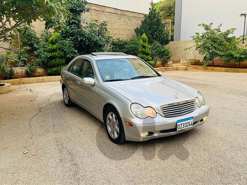 Mercedes C240 2002