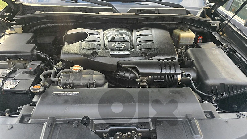 Nissan Patrol 2011 platinum