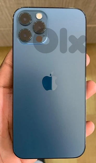 Iphone 12 pro clean