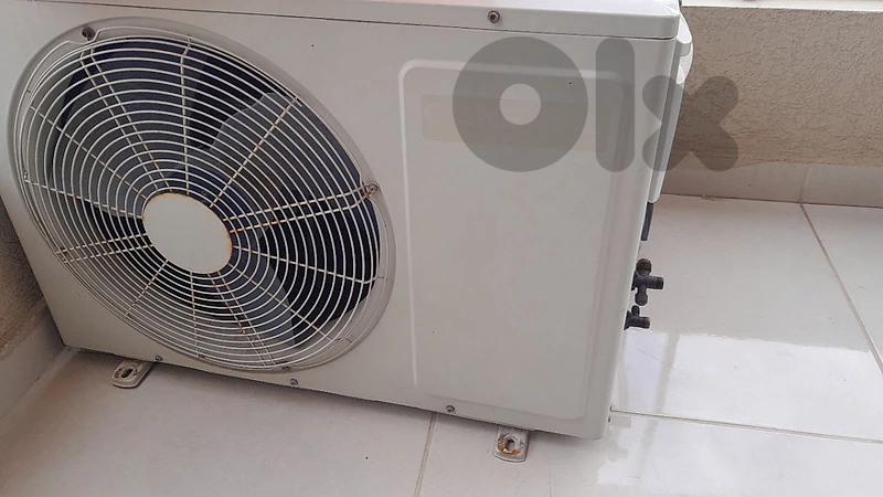 non inverter 2 AC للبيع