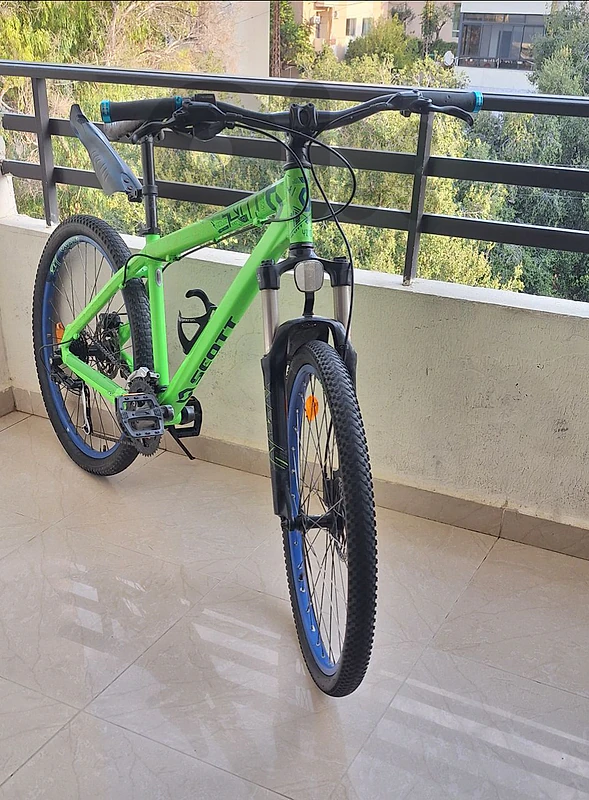 New Bike SCOTT full aluminium b 200$