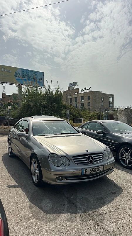 Mercedes-Benz CLK 320