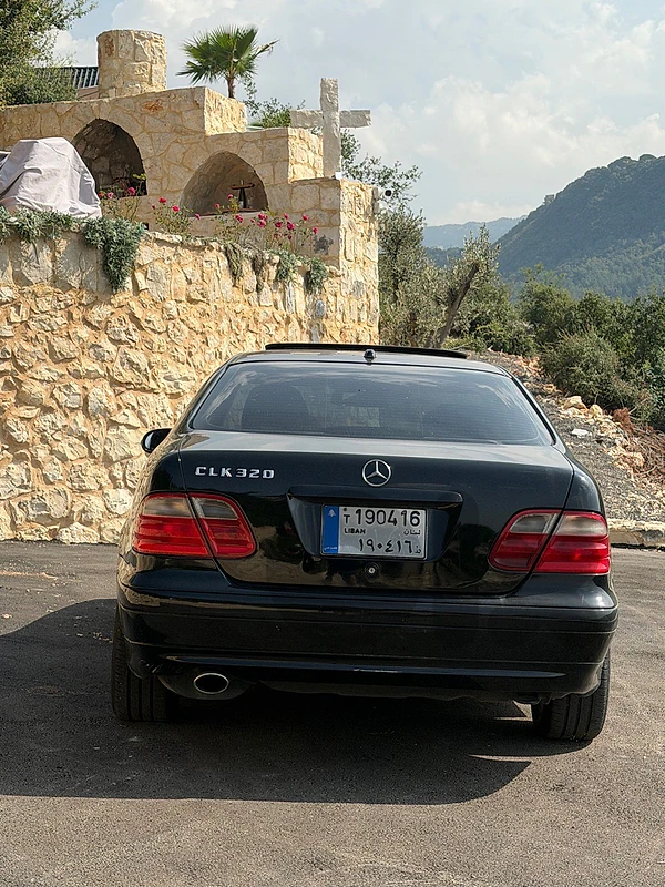 Mercedes-Benz CLK-Class 2002 320