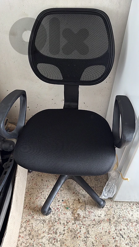 Black office Chair