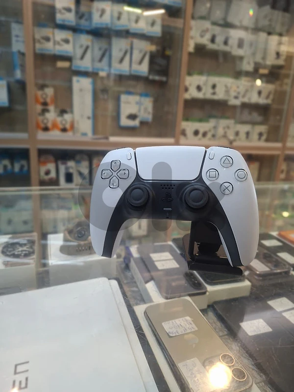 Used Sony Dualsense Ps5 Controller white