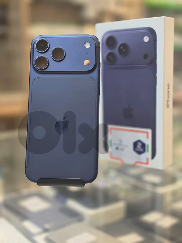 Used 17 pro max 256 gb  SIM