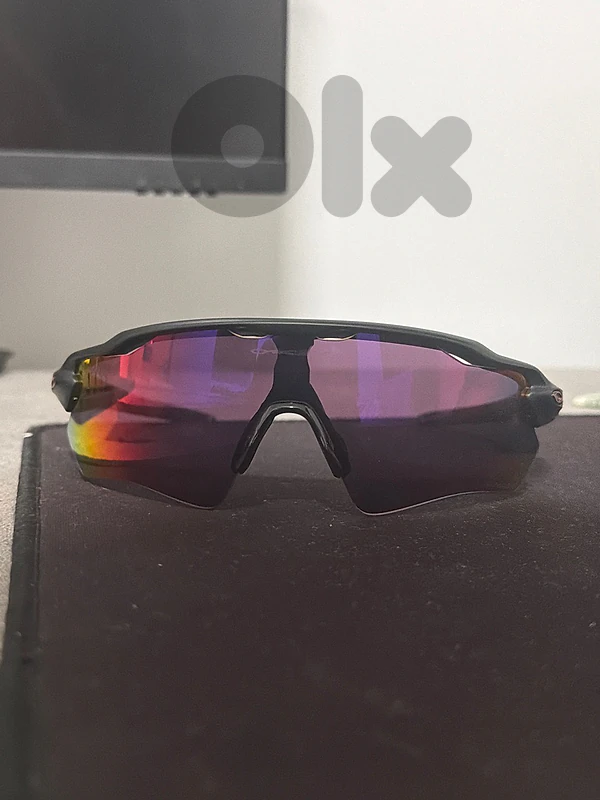 oakley radar ev path sunglasses with matte frame and prizm road lenses