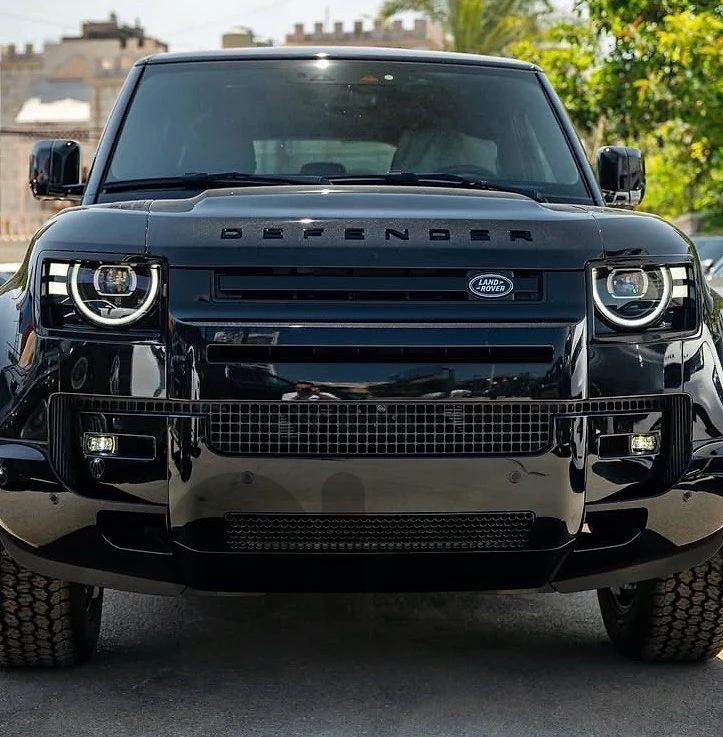 Land Rover Defender 2023 p400 110 Land Rover Defender 2023 p400 110