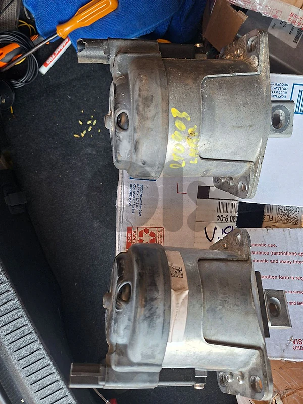 engine mounting +heat exchanger