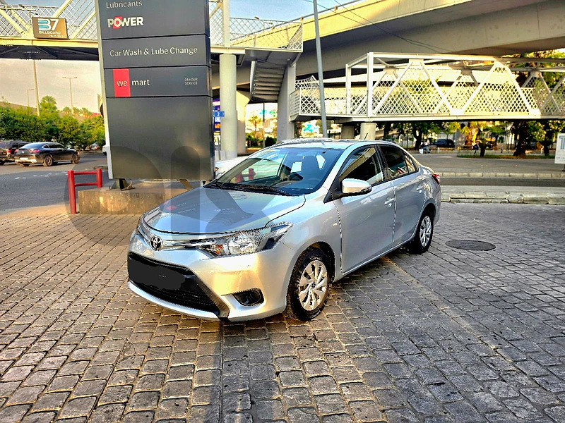 Toyota Yaris 2015 company source 71290194