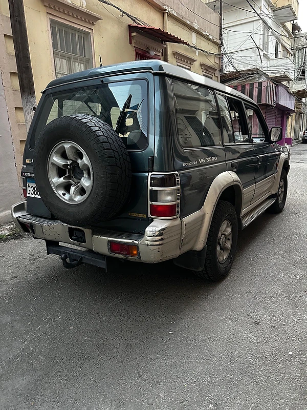Mitsubishi Pajero 1995