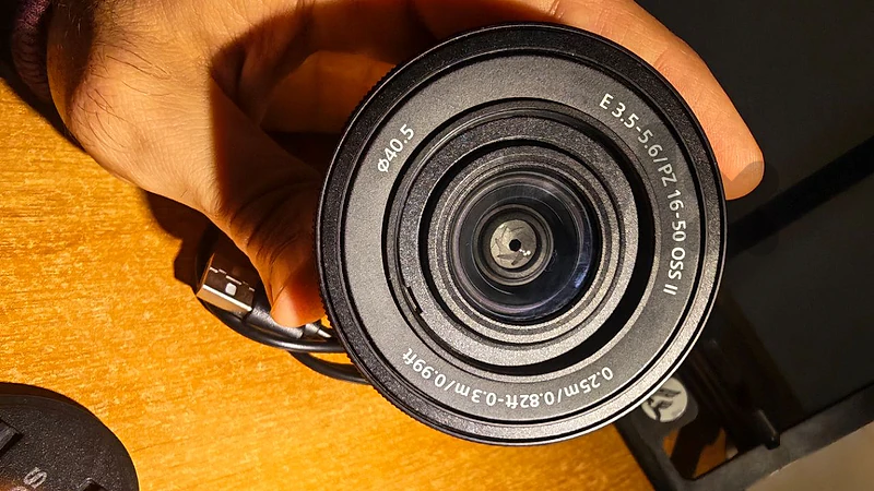 Sony E PZ 16–50mm f/3.5–5.6 OSS II