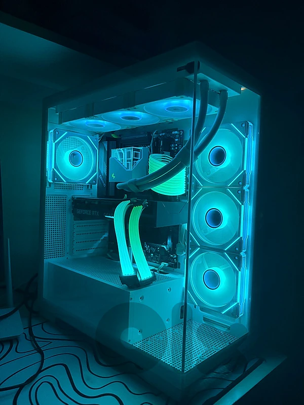 HIGH END GAMING PC FOR SALE HIGH END GAMING PC FOR SALE
