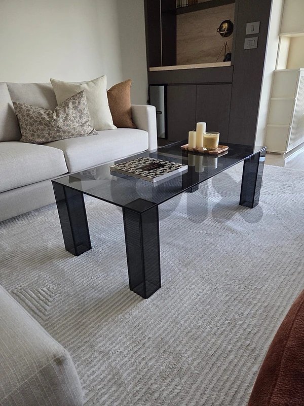 Brand New / Never Used  Center Table طاولة صالون وسط زجاج مفيّم