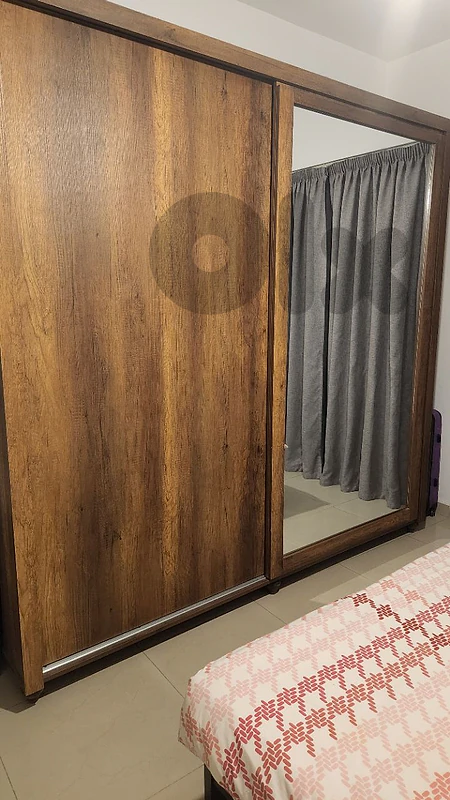 bedroom 200$