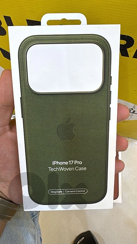 Apple Techwoven Case 17 pro Green