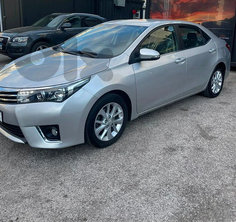 Toyota Corolla 2015