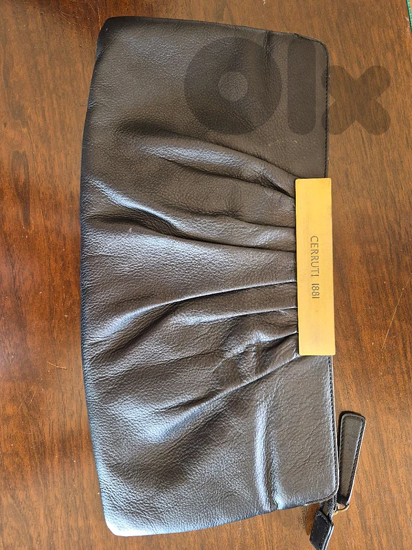 Cerruti 1881 black leather clutch