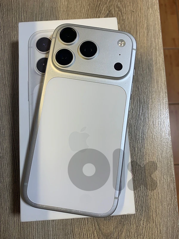 IPHONE 17 PRO 256gb NEWW