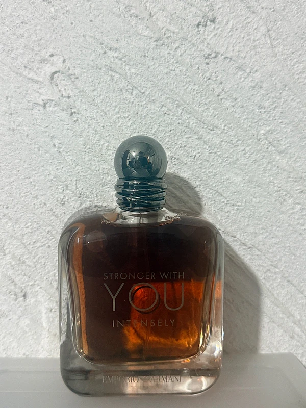 Emporio Armani Stronger With You Intensely Eau de Parfum———-200ml