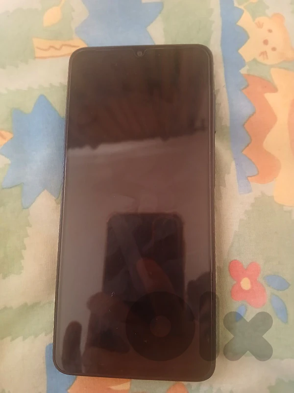 Hot price 🔥 used phone month only
