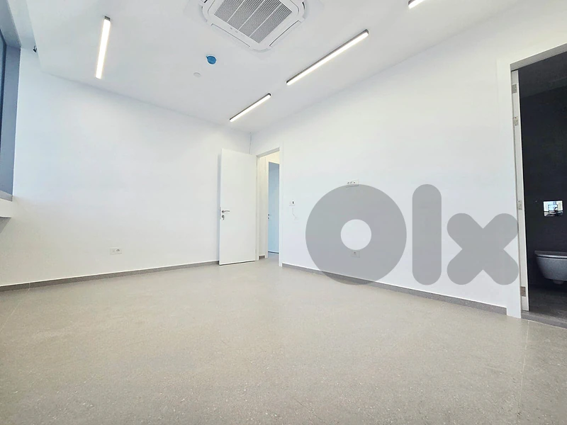 RAO26-5521 Office for Rent in Sin El Fil | 123 sqm