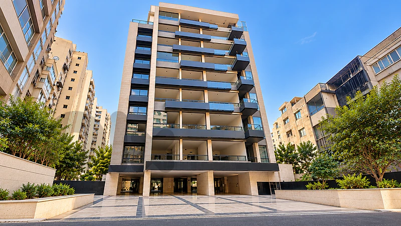 Apartment for Sale in Sanayeh شقة للبيع في صنايع - CPBZK95