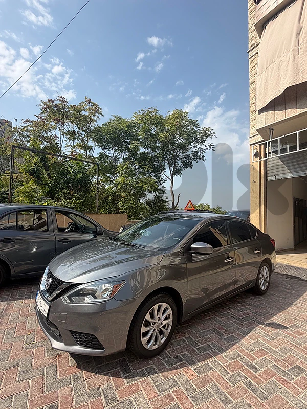 Nissan Sentra 2018