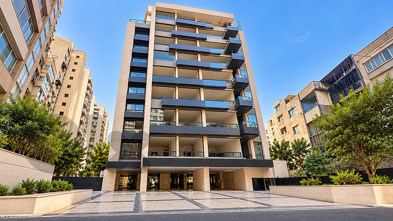Apartment for Sale in Sanayeh شقة للبيع في صنايع - CPBZK96